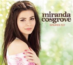 Miranda Cosgrove — Kissin U